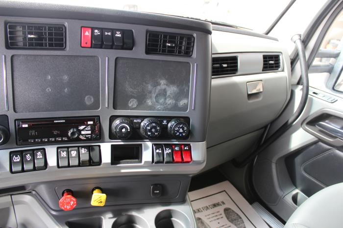 2021 Kenworth T680-16