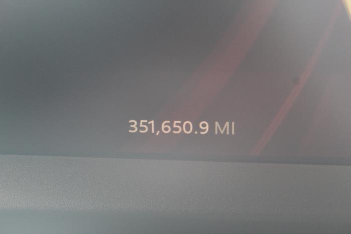 2023 Peterbilt 579-11
