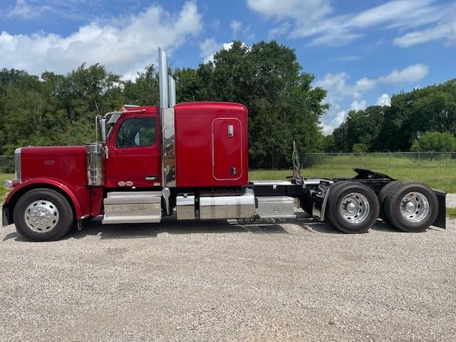 2026 Peterbilt 589-2