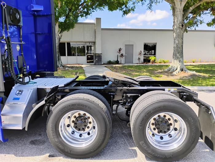 2022 Peterbilt 579-4