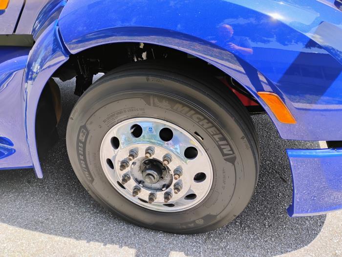 2022 Peterbilt 579-11