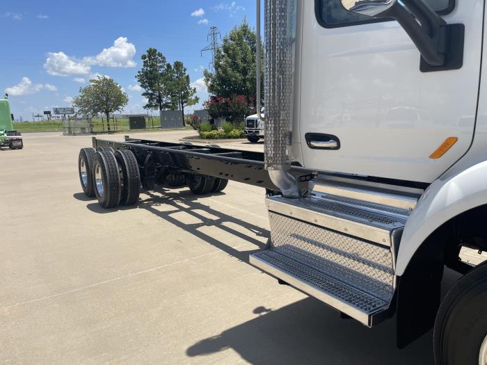 2019 Peterbilt 567-4
