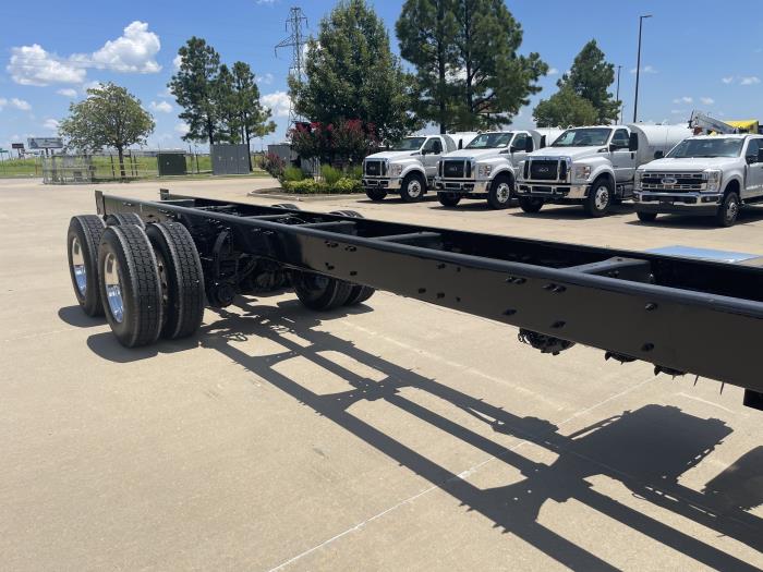 2019 Peterbilt 567-5