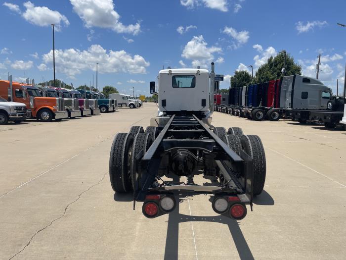 2019 Peterbilt 567-11