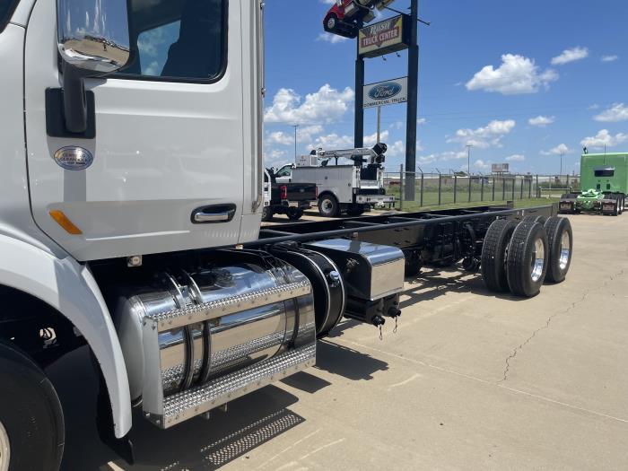 2019 Peterbilt 567-16
