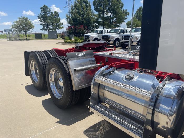 2022 Peterbilt 567-5