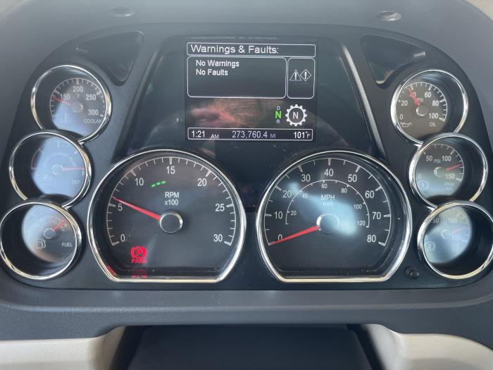 2022 Peterbilt 567-20
