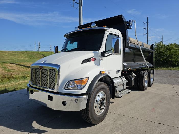 2025 Peterbilt 548-1