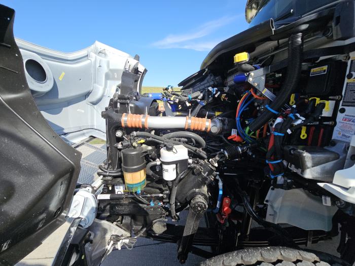 2025 Peterbilt 548-24