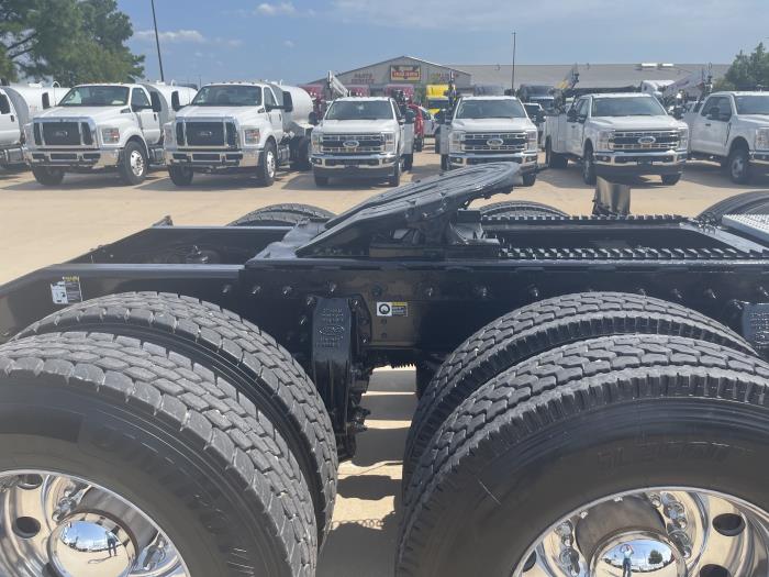 2015 Peterbilt 389-7