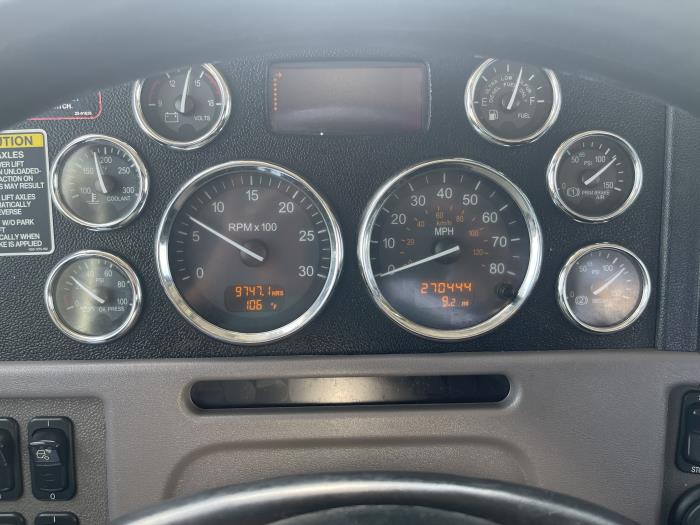 2015 Peterbilt 389-22