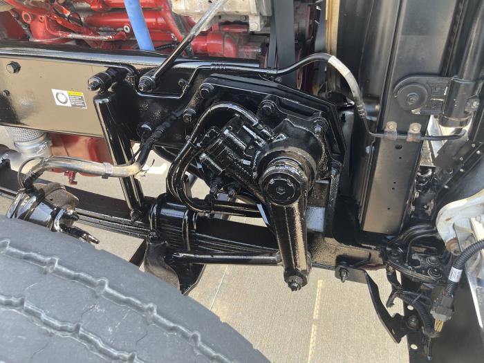 2015 Peterbilt 389-28