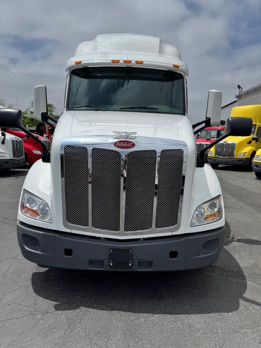 2021 Peterbilt 579-1