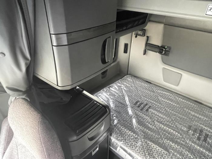 2026 International LT625-13