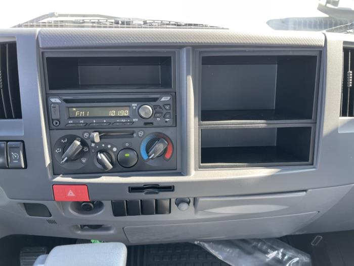 2025 Isuzu NRR-15