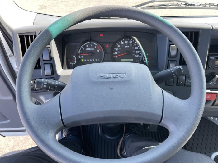 2025 Isuzu NRR-23
