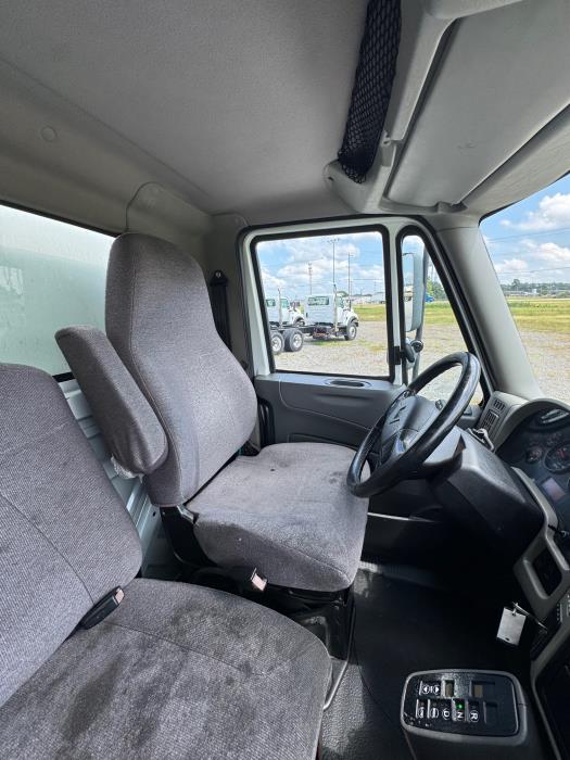 2019 International 4300-25