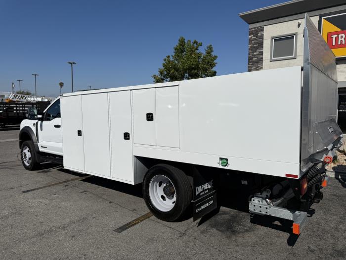 2025 Ford F-550-1