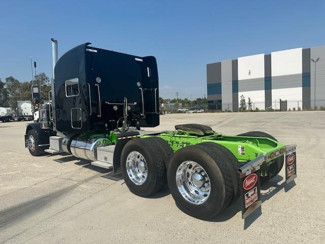 2019 Peterbilt 389-3