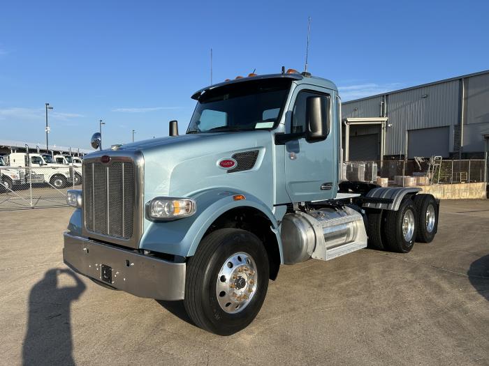 2022 Peterbilt 567-1