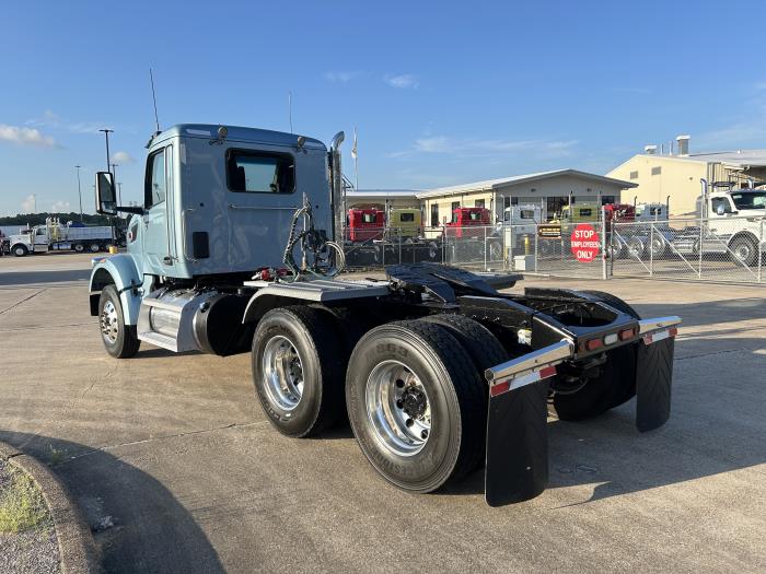 2022 Peterbilt 567-3