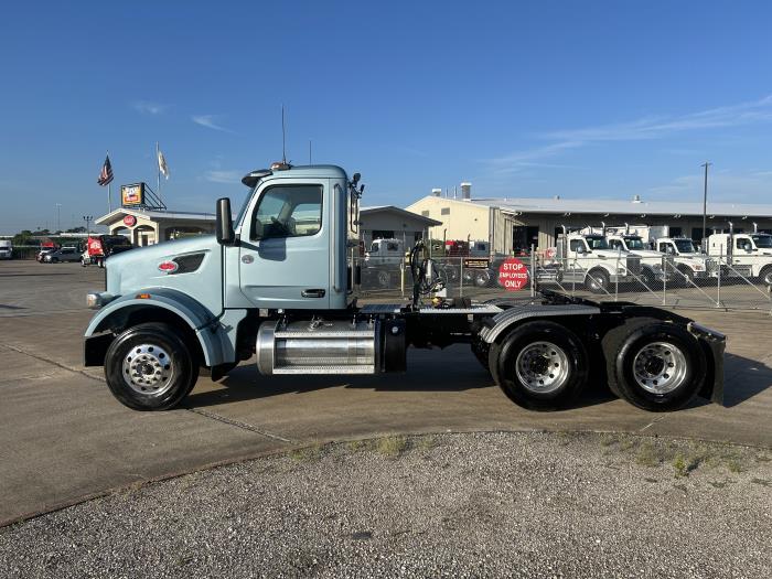 2022 Peterbilt 567-2