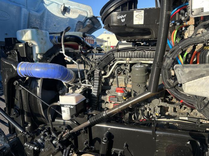 2022 Peterbilt 567-17