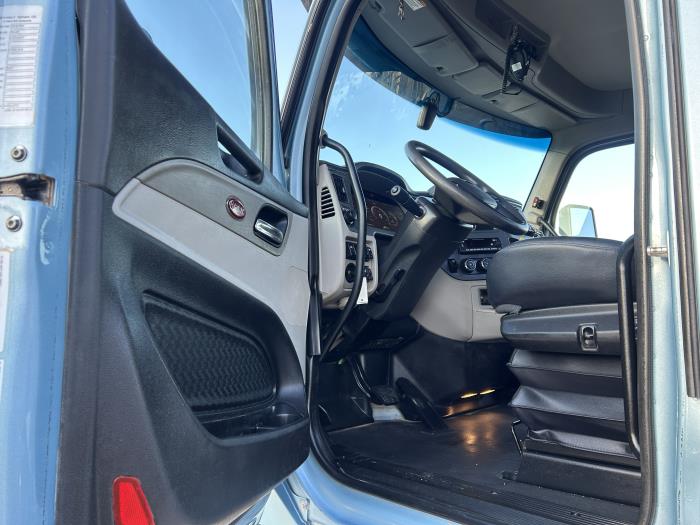 2022 Peterbilt 567-24