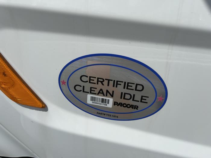 2021 Peterbilt 579-15