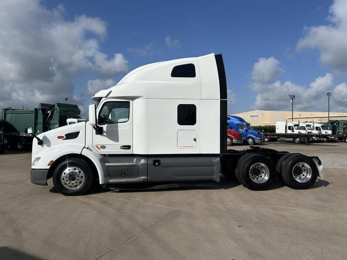 2021 Peterbilt 579-2