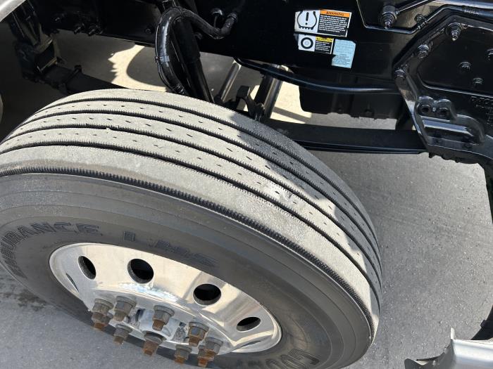 2021 Peterbilt 579-21