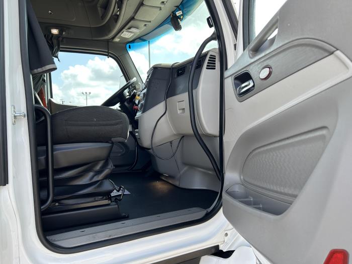 2021 Peterbilt 579-22