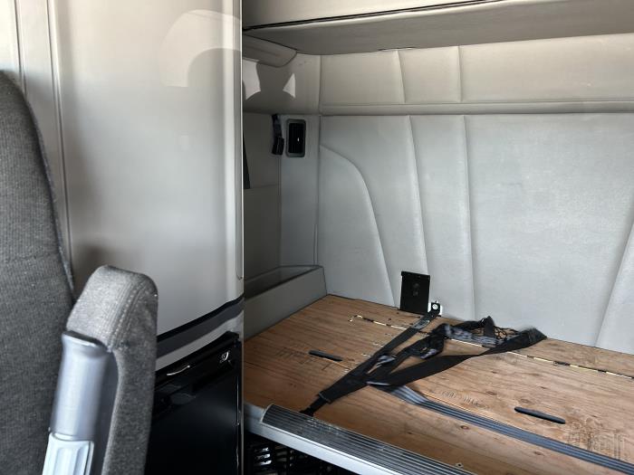 2021 Peterbilt 579-31