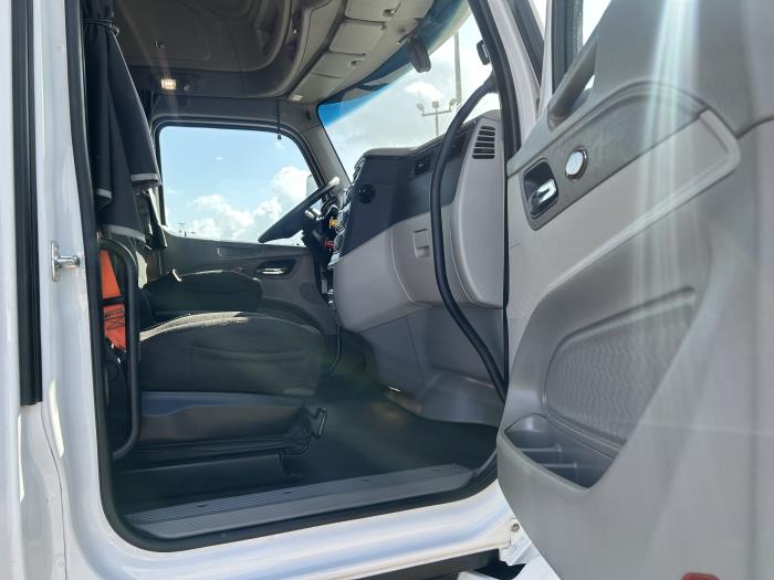 2021 Peterbilt 579-22