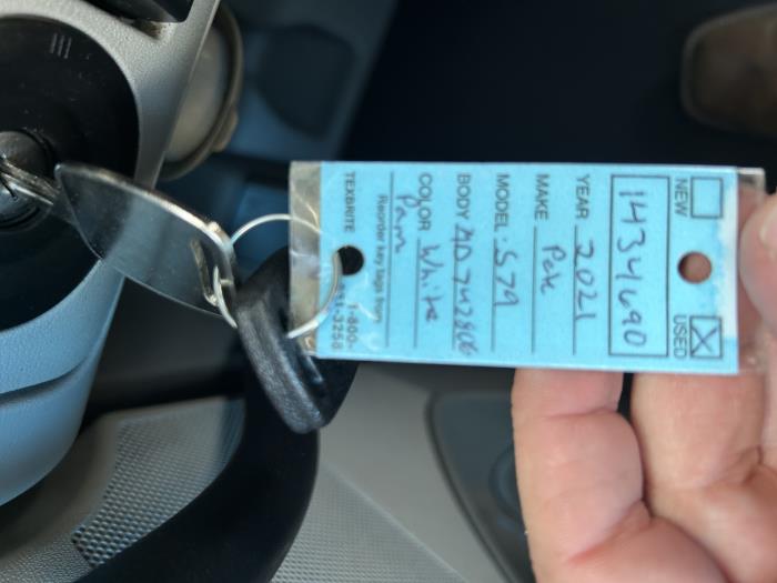 2021 Peterbilt 579-40