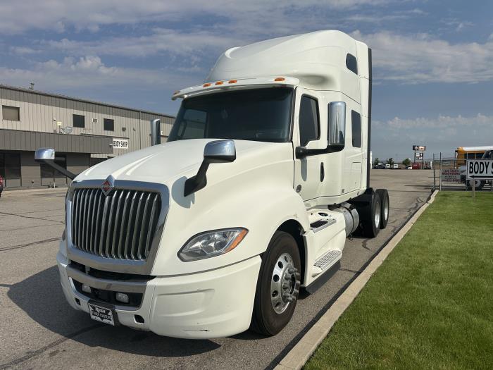 2019 International LT625-1