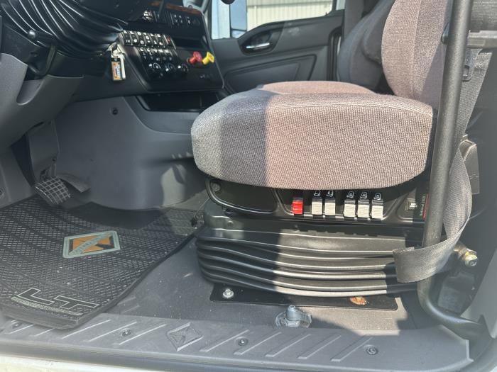 2019 International LT625-11