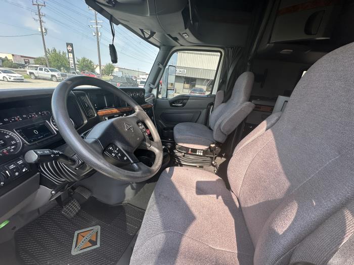 2019 International LT625-13