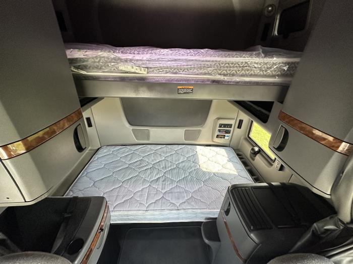 2019 International LT625-22
