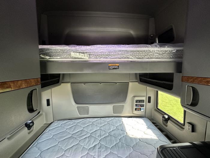 2019 International LT625-23