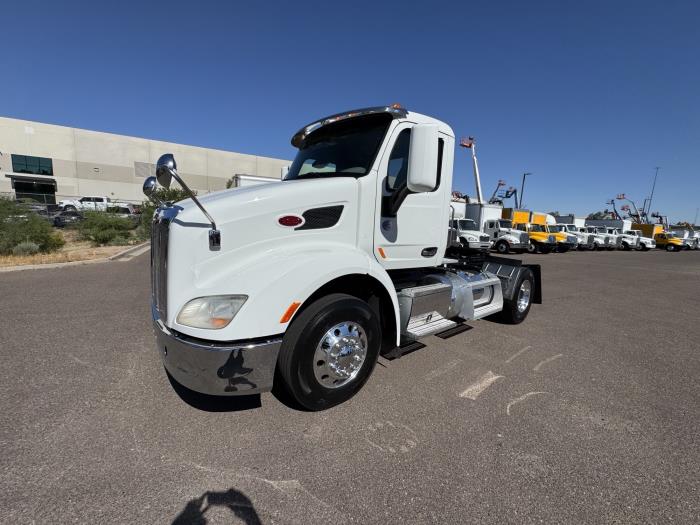 2018 Peterbilt 579-1