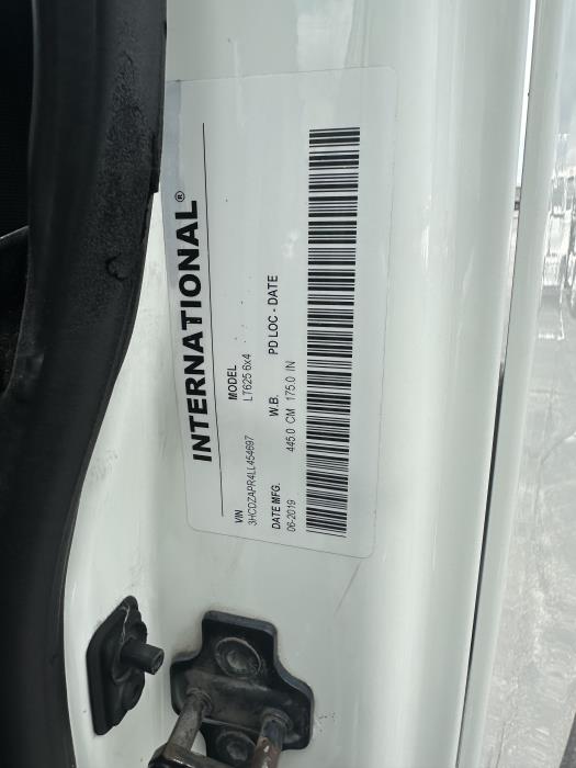 2020 International LT625-13