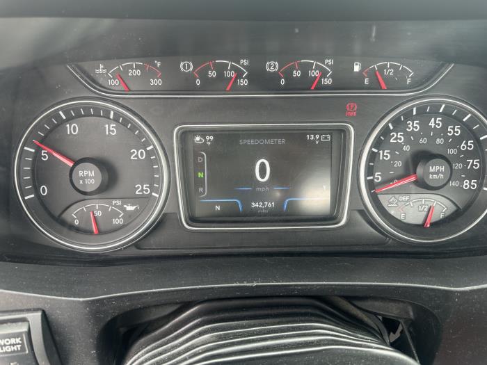 2020 International LT625-9