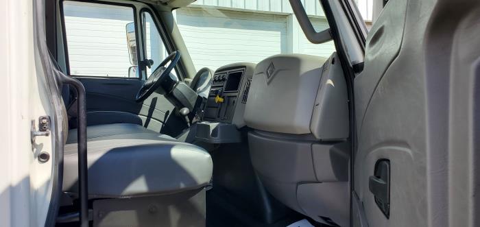 2018 International 4300-8