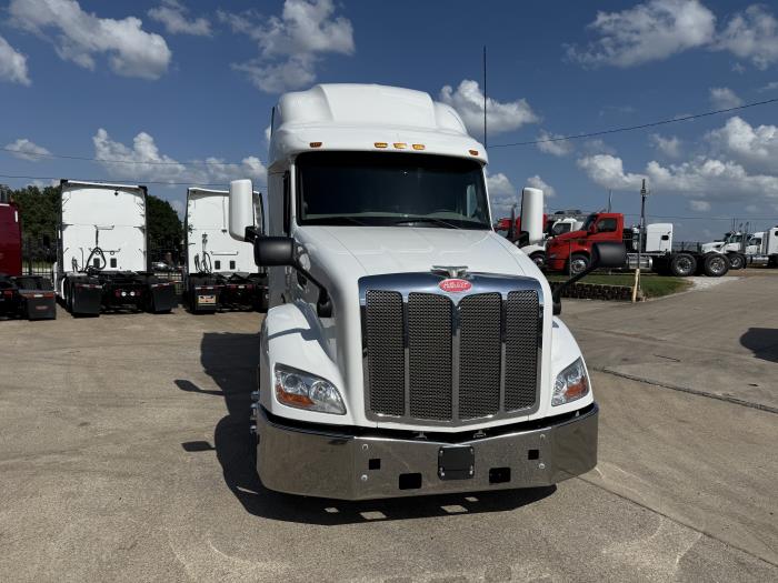 2022 Peterbilt 579-19