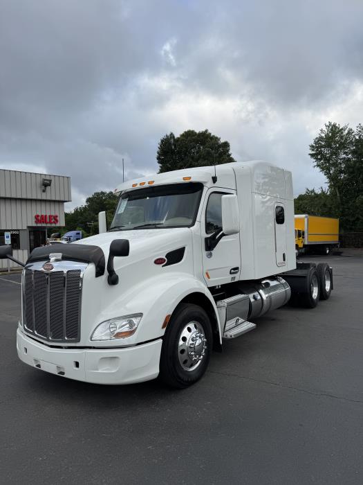 2021 Peterbilt 579-1