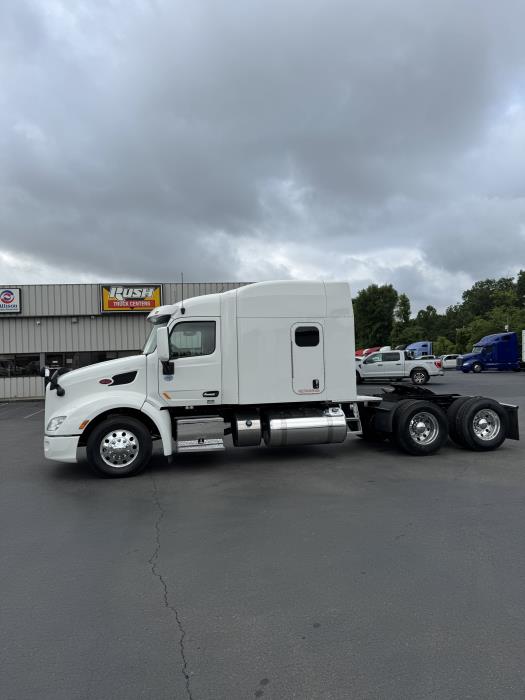 2021 Peterbilt 579-2