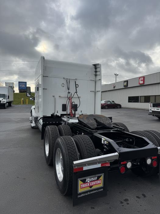 2021 Peterbilt 579-3