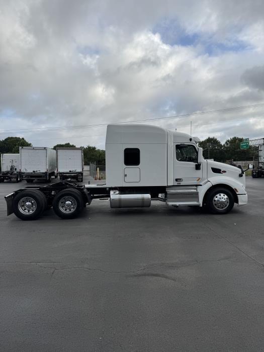 2021 Peterbilt 579-6