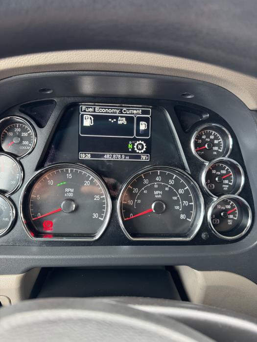 2021 Peterbilt 579-14